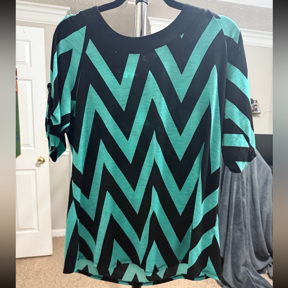 Chevron Patterned Black and Teal Women's Top